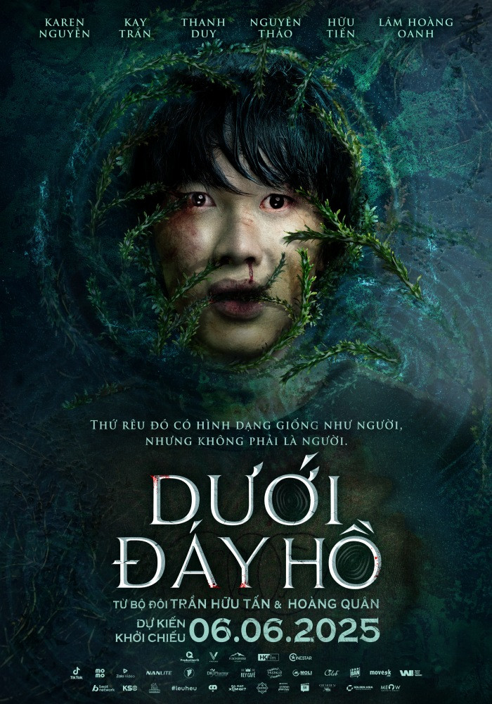 DƯỚI ĐÁY HỒ